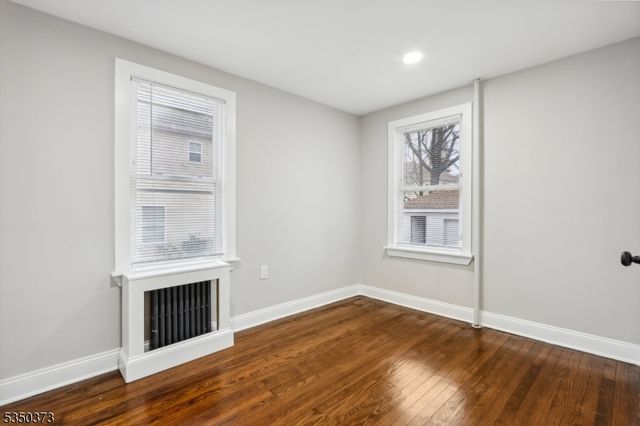 621 Roosevelt Ave, Carteret Boro, NJ 07008