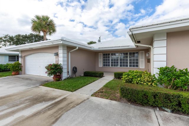 1323 Sugar Plum Drive, Boca Raton, FL 33486