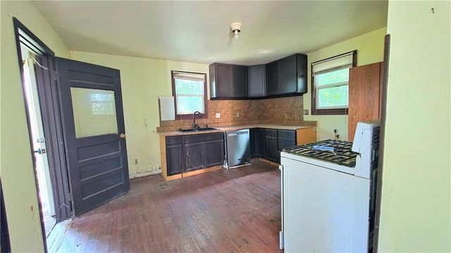 520 N Garland Avenue, Kansas City, MO 64120