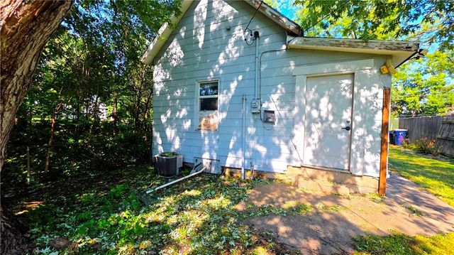 520 N Garland Avenue, Kansas City, MO 64120