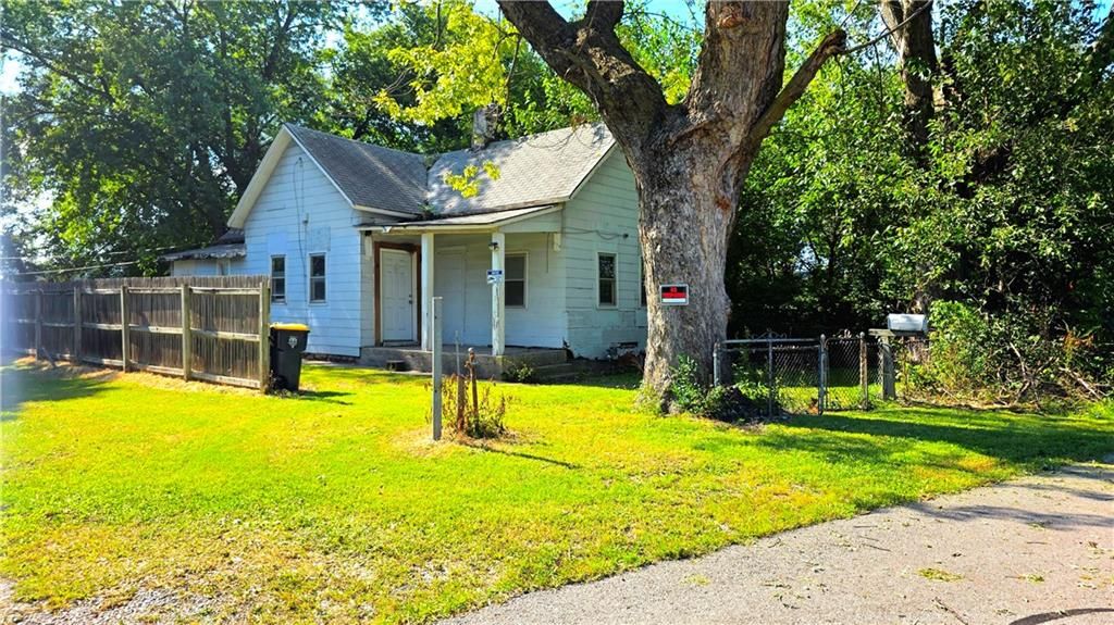 520 N Garland Avenue, Kansas City, MO 64120