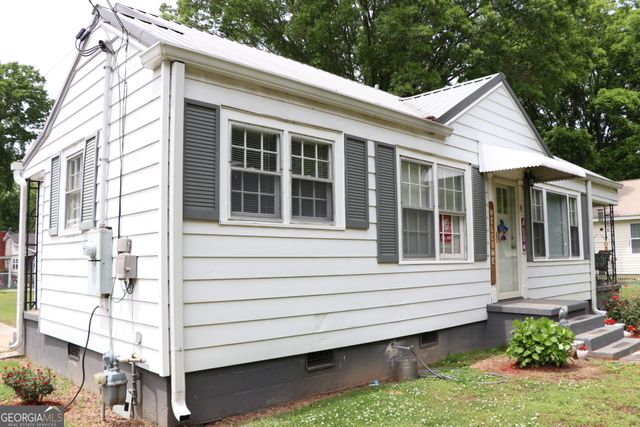 95 Cherry Street, Trion, GA 30753