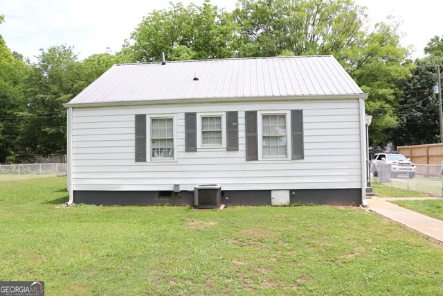 95 Cherry Street, Trion, GA 30753
