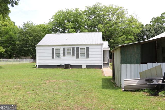 95 Cherry Street, Trion, GA 30753