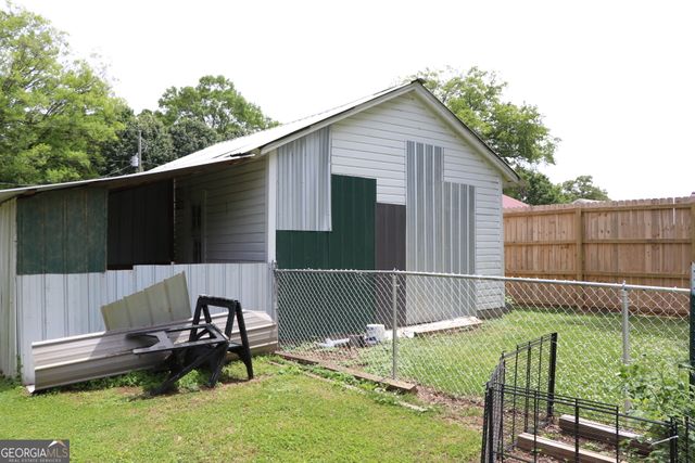 95 Cherry Street, Trion, GA 30753