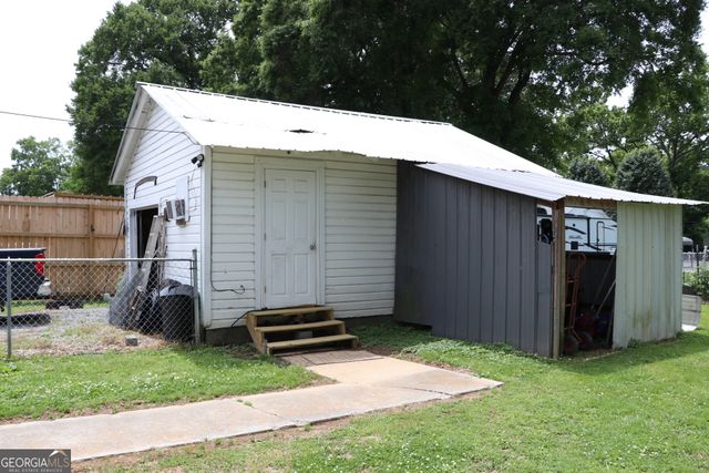 95 Cherry Street, Trion, GA 30753