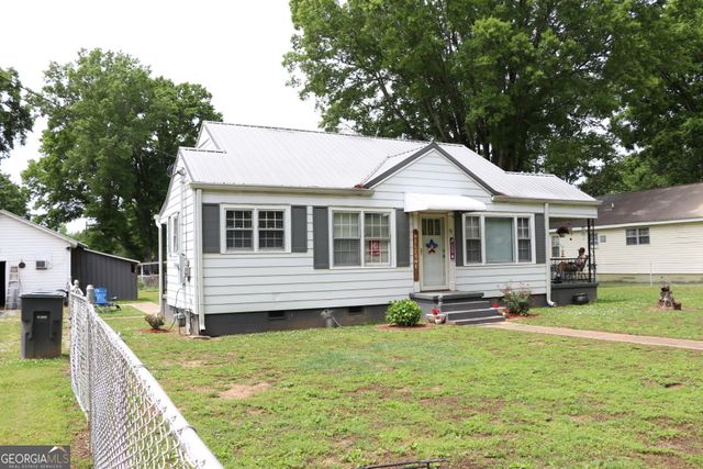 95 Cherry Street, Trion, GA 30753