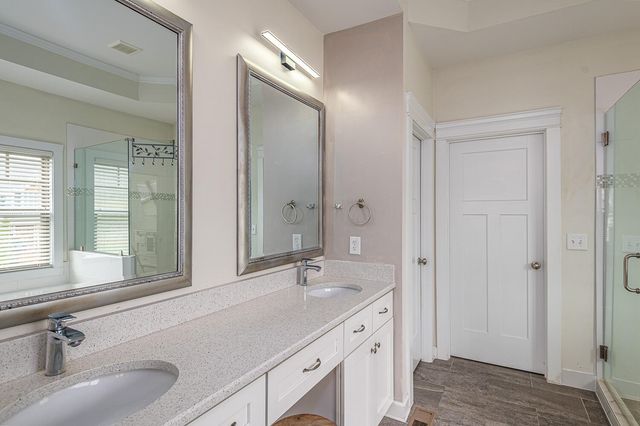 7724 Peppertree Drive, Ooltewah, TN 37363