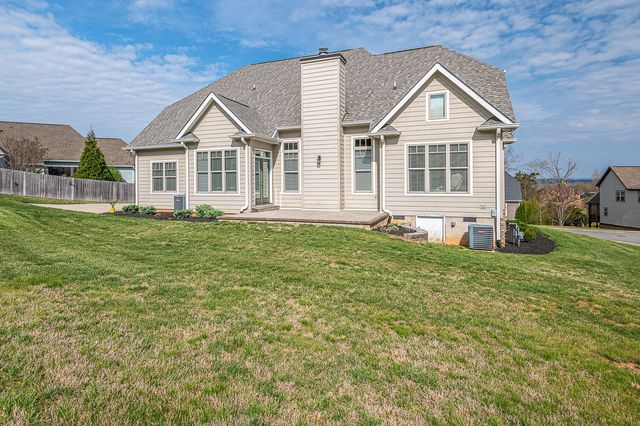 7724 Peppertree Drive, Ooltewah, TN 37363