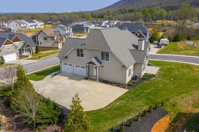 7724 Peppertree Drive, Ooltewah, TN 37363