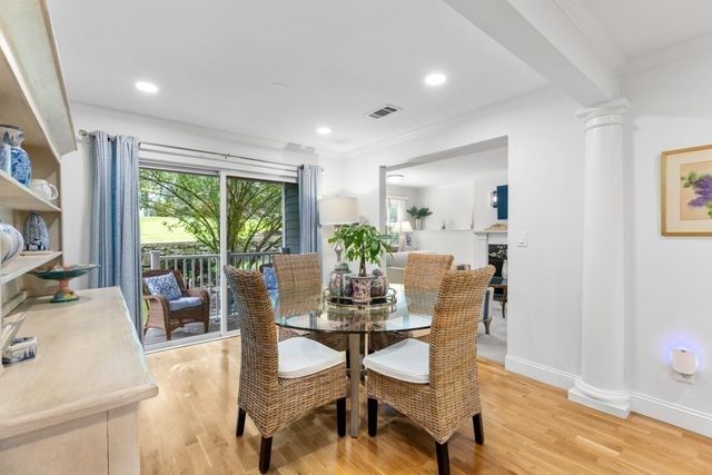 84 Walpole St 1C, Canton, MA 02021