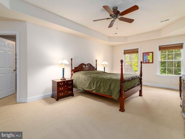 1425 LINDSAY LN, Jenkintown, PA 19046