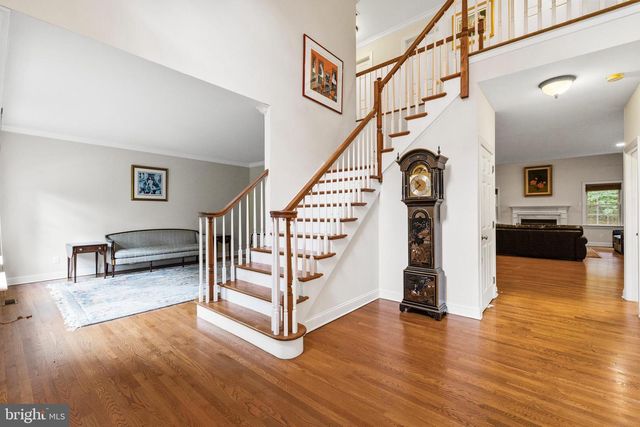 1425 LINDSAY LN, Jenkintown, PA 19046