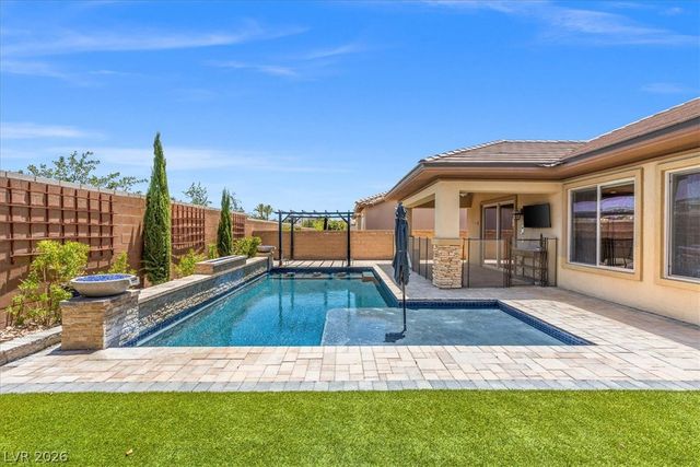 7272 Summer Duck Way, North Las Vegas, NV 89084