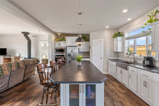 30 Mountain View Road, Sheridan, MT 59749