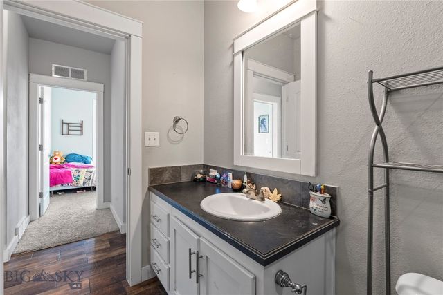 30 Mountain View Road, Sheridan, MT 59749