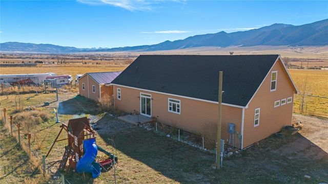 30 Mountain View Road, Sheridan, MT 59749