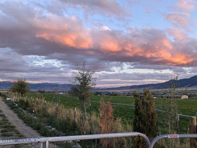 30 Mountain View Road, Sheridan, MT 59749