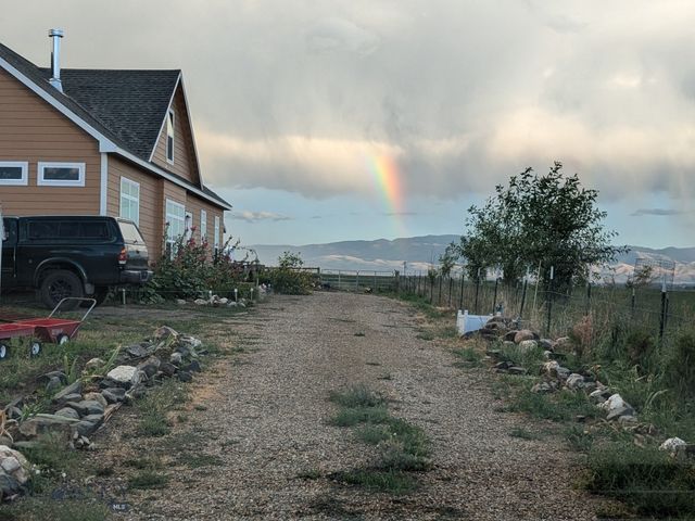 30 Mountain View Road, Sheridan, MT 59749