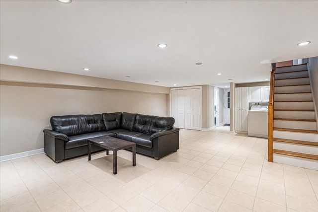 99-13 Ascan Avenue, New York City, NY 11375