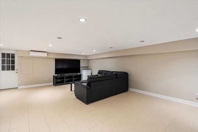 99-13 Ascan Avenue, New York City, NY 11375