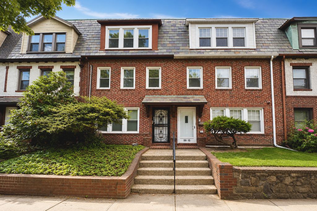 99-13 Ascan Avenue, New York City, NY 11375