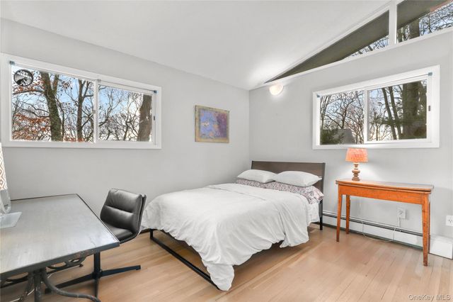 20 Cedar Road E, Katonah, NY 10536