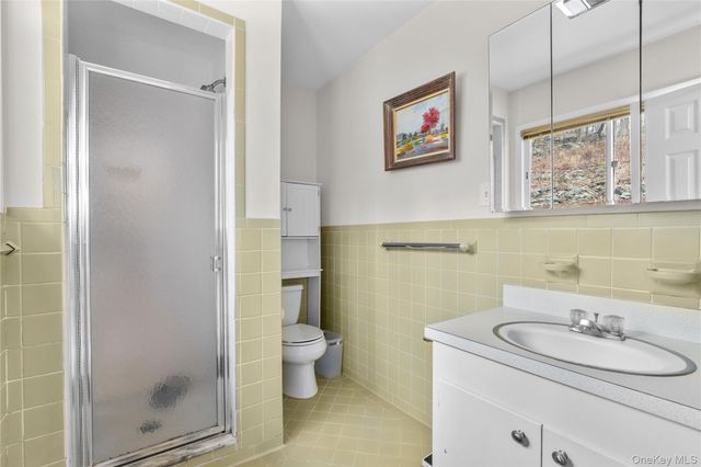 20 Cedar Road E, Katonah, NY 10536