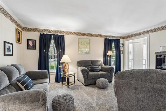 621 Old Dominion RD, Yorktown, VA 23692