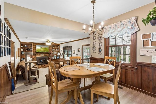 621 Old Dominion RD, Yorktown, VA 23692