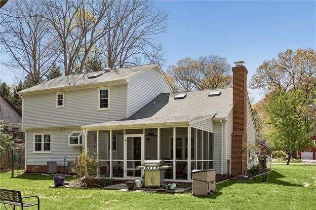 621 Old Dominion RD, Yorktown, VA 23692