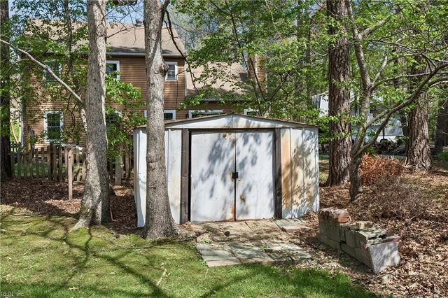 621 Old Dominion RD, Yorktown, VA 23692