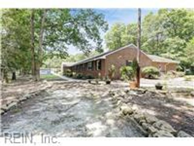 621 Old Dominion RD, Yorktown, VA 23692
