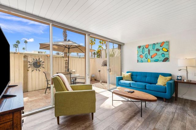 1111 E Palm Canyon Drive 104, Palm Springs, CA 92264