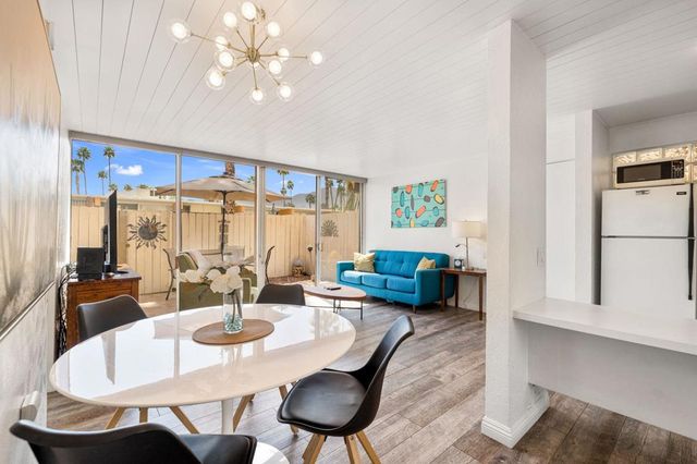 1111 E Palm Canyon Drive 104, Palm Springs, CA 92264