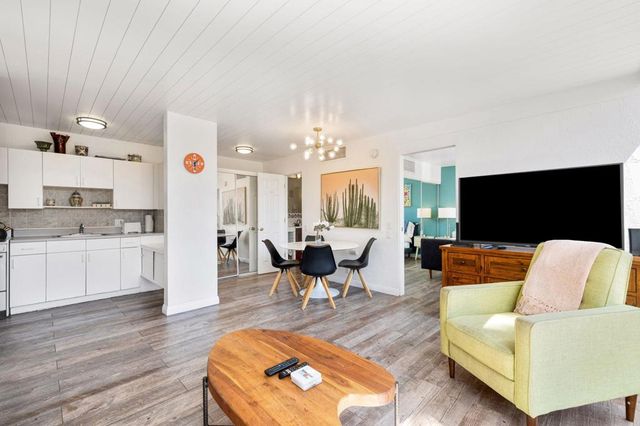 1111 E Palm Canyon Drive 104, Palm Springs, CA 92264