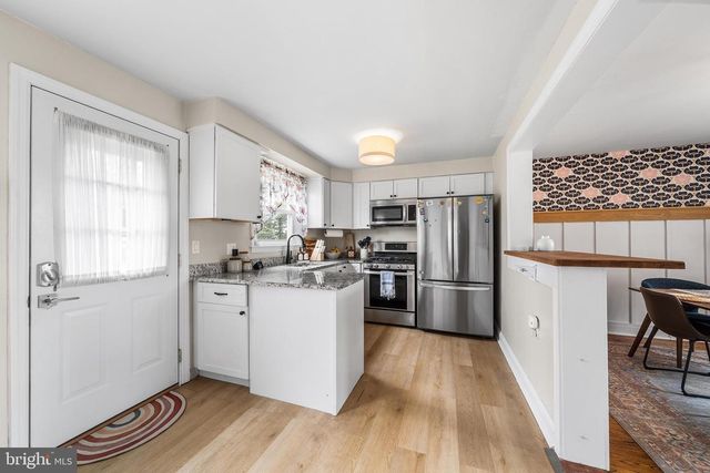 508 CIRCLE DR, Havertown, PA 19083