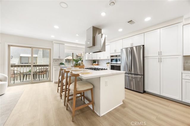 3 Moon Shadow, Irvine, CA 92603