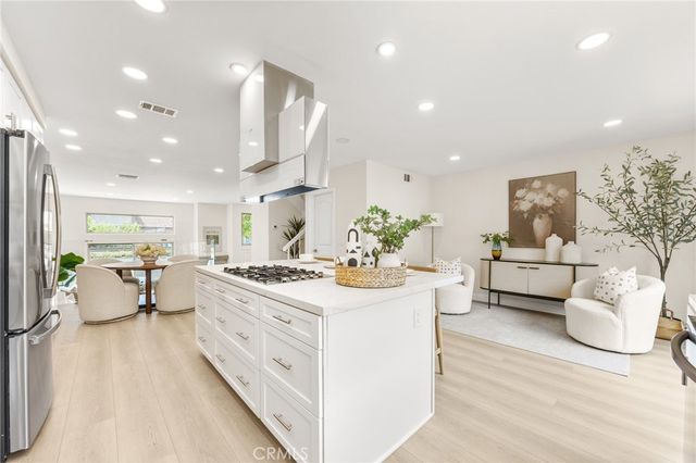 3 Moon Shadow, Irvine, CA 92603