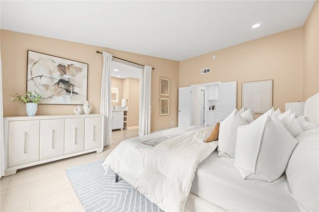 3 Moon Shadow, Irvine, CA 92603