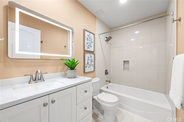 3 Moon Shadow, Irvine, CA 92603