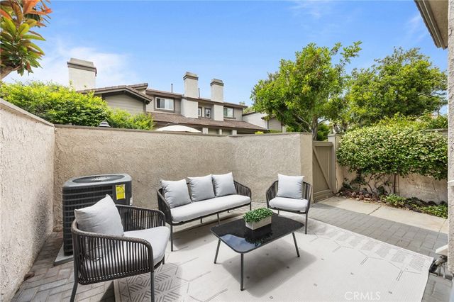 3 Moon Shadow, Irvine, CA 92603