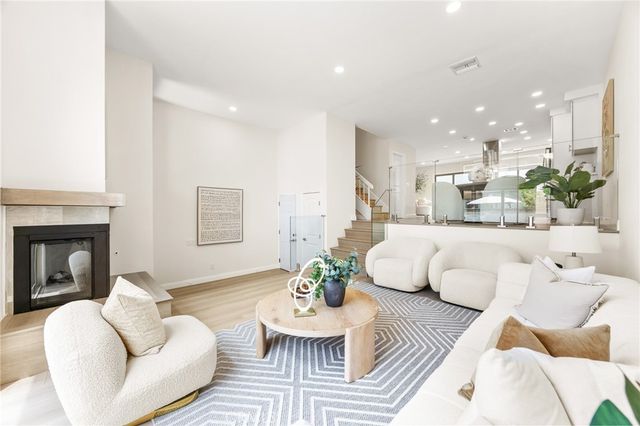 3 Moon Shadow, Irvine, CA 92603
