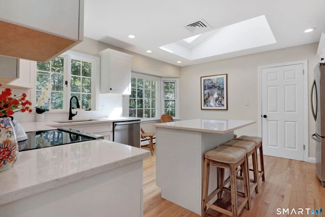 21 Tyler Drive, Stamford, CT 06903