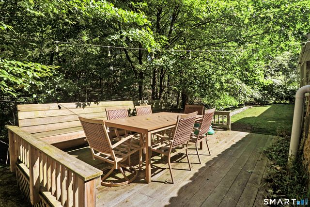21 Tyler Drive, Stamford, CT 06903