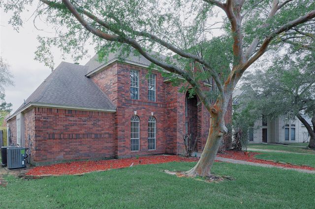 17527 Sandy Cliffs Drive, Houston, TX 77090