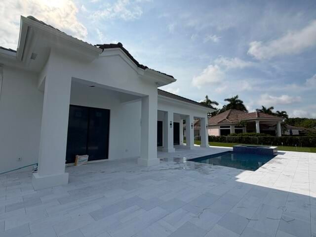 2525 Seminole Circle, West Palm Beach, FL 33409