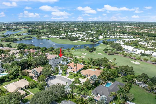 2525 Seminole Circle, West Palm Beach, FL 33409