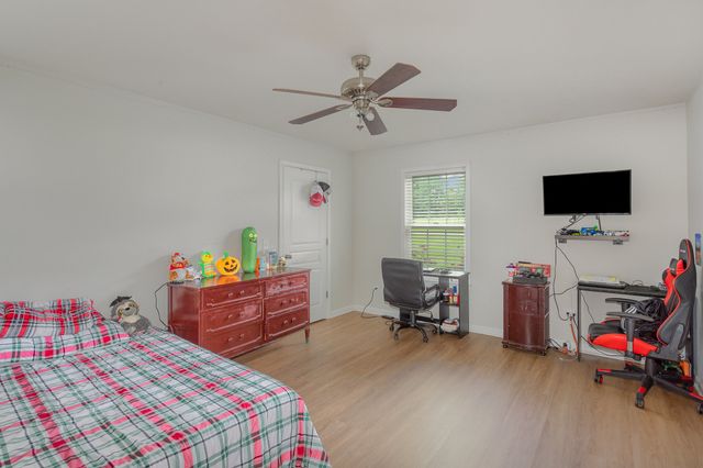 129 Patriot Cir, Shelbyville, TN 37160