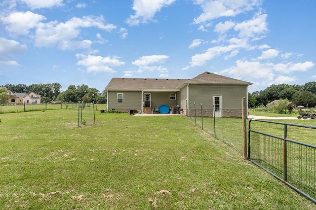 129 Patriot Cir, Shelbyville, TN 37160
